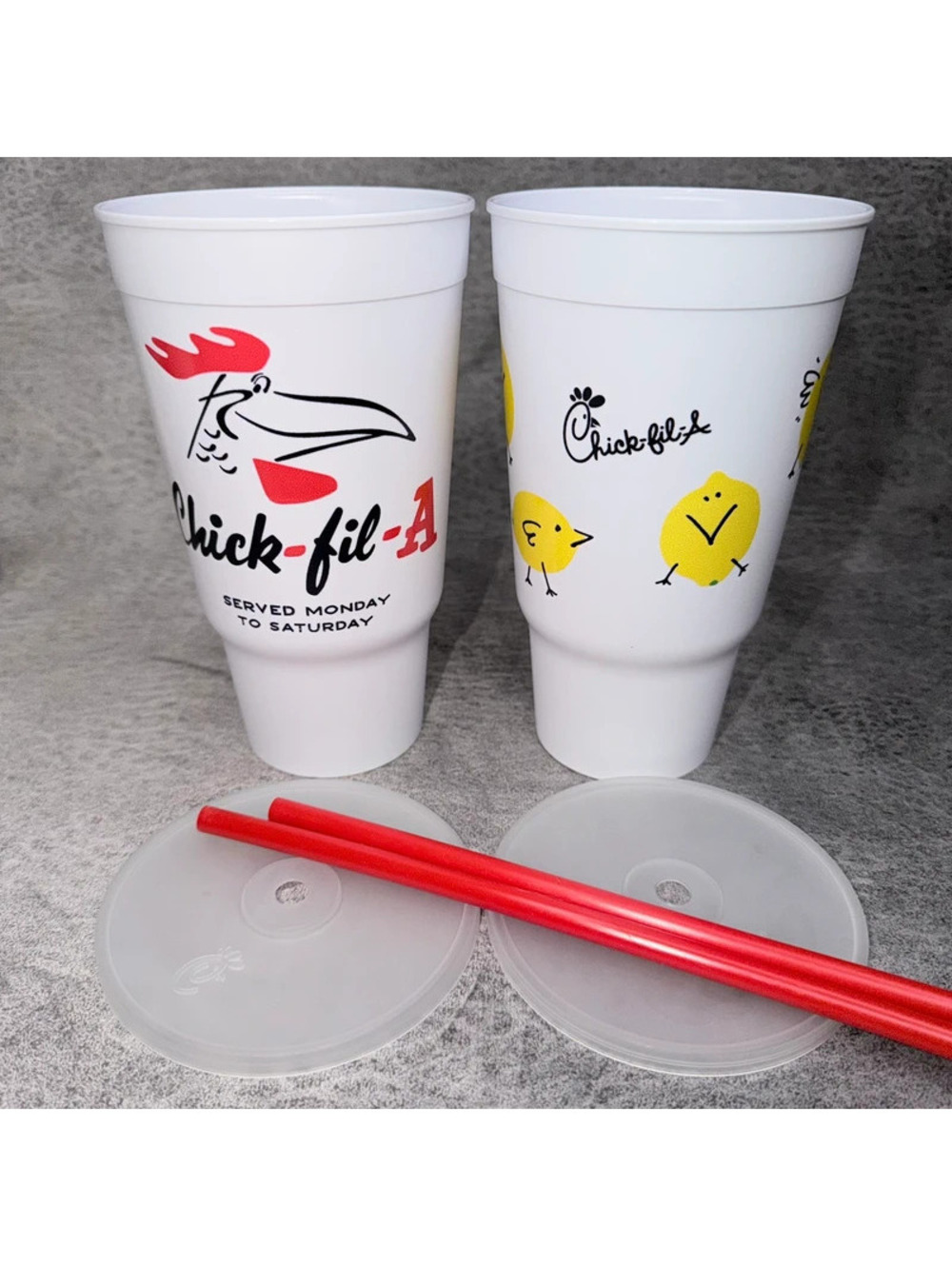 2x Chick-fil-A Lemon Chicken Plastic Tumbler Cups with Lids & Red Straws Collect